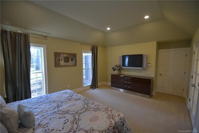 725 Maplewood Ln, Statesville, NC 28625 - photo 5