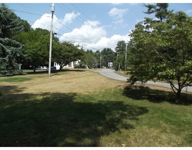 8 Leah Dr, Rockland, MA 02370 - photo 2