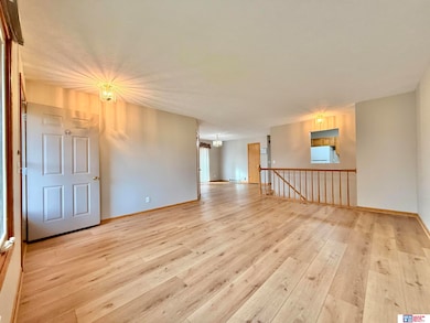 1911 N 4th St, Seward, NE 68434 - photo 4