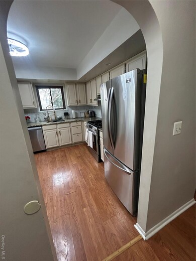 36 Sycamore Ct, Highland Mills, NY 10930 - photo 5