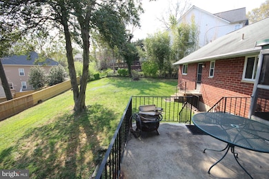 6210 36th St N, Arlington, VA 22213 - photo 5