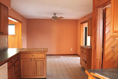 eat in kitchen