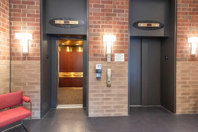 505 E Huron St unit 707, Ann Arbor, MI 48104 - photo 4