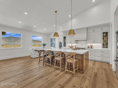 7-web-or-mls-1345-taylee-ln