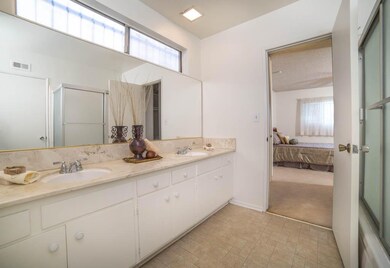 14734 Tyler St, Sylmar, CA 91342 - photo 5