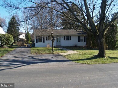 176 W Charlotte St, Millersville, PA 17551 - photo 3