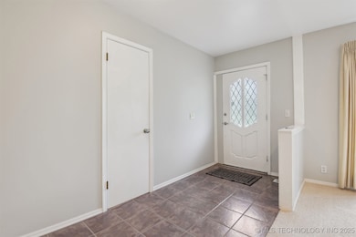 7017 E 48th St, Tulsa, OK 74145 - photo 4