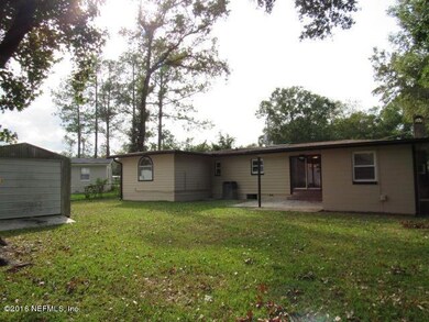 4847 Ducheneau Dr, Jacksonville, FL 32210 - photo 3