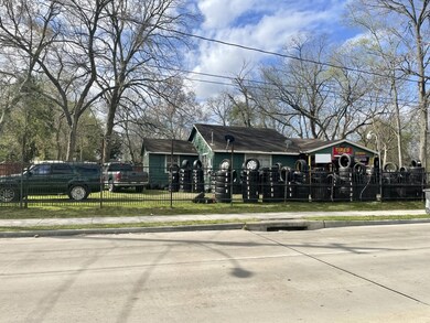 2204 Parker Rd, Houston, TX 77093 - photo 4