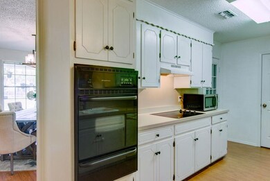 212 Starlite Dr, Texarkana, TX 75501 - photo 6