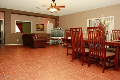 GREAT ROOM (2)