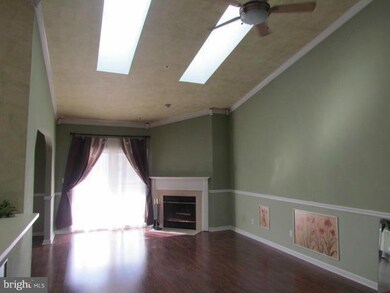 7804 Spinnaker Rd unit 31, Laurel, MD 20707 - photo 2