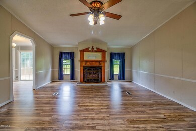 128 Rosewood Ln, Lucedale, MS 39452 - photo 3