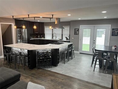 12418 W 100th St, Lenexa, KS 66215 - photo 3