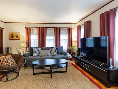 137 Taylor St, Malden, MA 02148 - photo 2