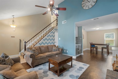 8426 Pine Falls Dr, Houston, TX 77095 - photo 5