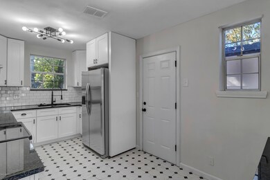 5072 Lawnview St, Jacksonville, FL 32205 - photo 3