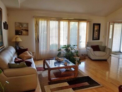 17966 Vista Dr, Country Club Hills, IL 60478 - photo 5