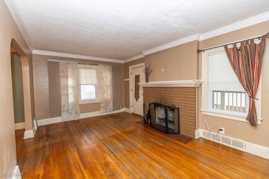 3730 E Antisdale Rd, Cleveland, OH 44118 - photo 4