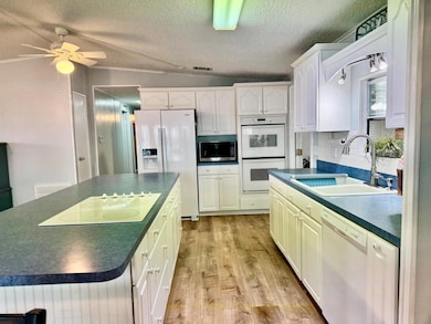 1903 SE 30th St, Okeechobee, FL 34974 - photo 4