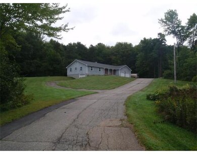 86 Chapel St unit all, Holden, MA 01520 - photo 2