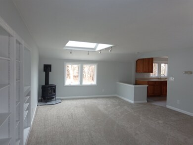 37 Naves Rd, Hampton, NH 03842 - photo 2