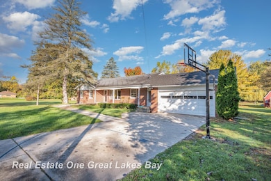 4719 Baker Rd, Bridgeport, MI 48722 - photo 2