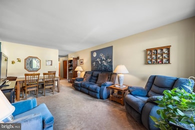 221 Elmtowne Blvd, Hammonton, NJ 08037 - photo 4