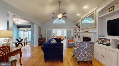 11545 Honeysuckle Ct, Swan Point, MD 20645 - photo 2