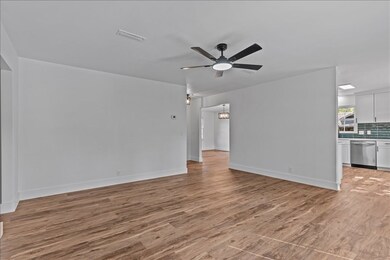 808 S Ouida St, Enterprise, AL 36330 - photo 6