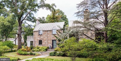 1007 Vassar Rd, Alexandria, VA 22314 - photo 2