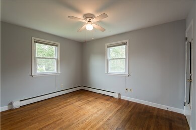 13 Wilson Road Middletown, RI 02842