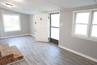 1010 Flymm Smith Rd, Waterloo, SC 29384 - photo 7