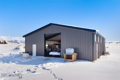 Horse and Equipment Barn