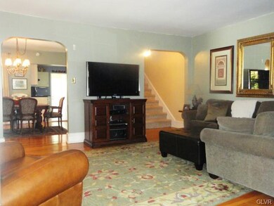 331 N 27th St, Allentown, PA 18104 - photo 7