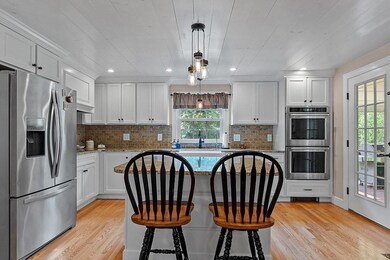 11 Bow St, Plainville, MA 02762 - photo 3