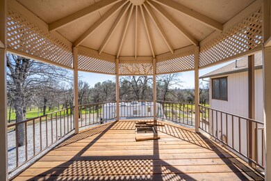 Gazebo at Deck End