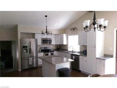 Large Eat-in Kitchen--new Granite Tops, Cabinets, Stainless appliances, light fixtures, and flooring