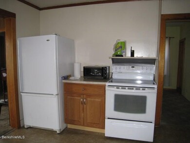 80 Gallup St, North Adams, MA 01247 - photo 3