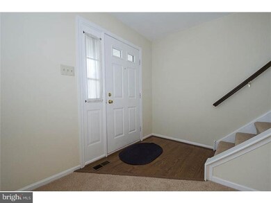 656 Kenney Ln, Brookhaven, PA 19015 - photo 2