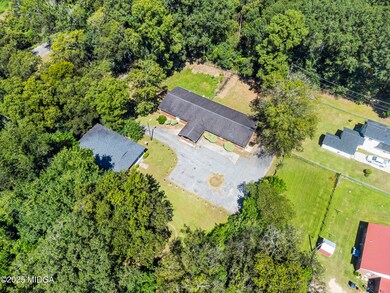 1840 Kinder Kare Dr, Macon, GA 31217 - photo 4