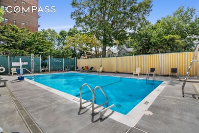 Sutton House Apartments unit 11L, Brooklyn, NY 11230 - photo 7