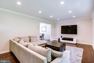 10102 Tamarack Dr, Vienna, VA 22182 - photo 3