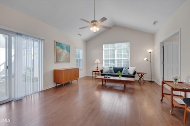 5219 Niagra Dr unit 5219, Chapel Hill, NC 27517 - photo 5