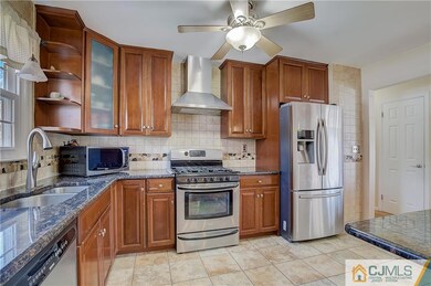 22 Heman St, Edison, NJ 08837 - photo 4