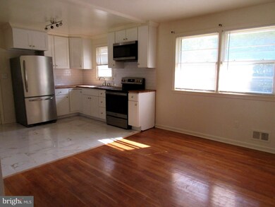 520 Millwheel St, Capitol Heights, MD 20743 - photo 6