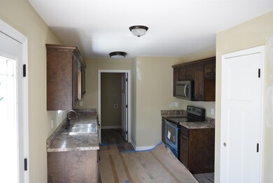 320 Forrestwood Dr, Manchester, TN 37355 - photo 3