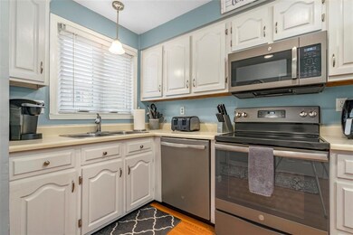 87 Shelburne Rd, Merrimack, NH 03054 - photo 7