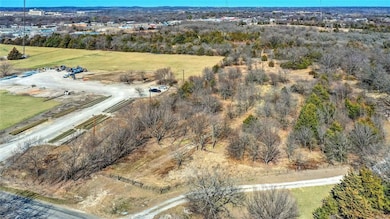 2257 Woodlake Rd, Denison, TX 75021 - photo 5