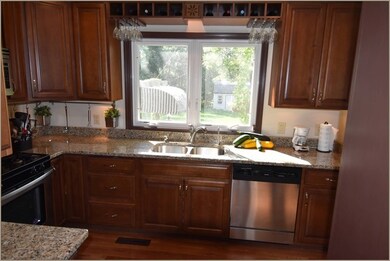 2S352 Hart Rd, Batavia, IL 60510 - photo 5